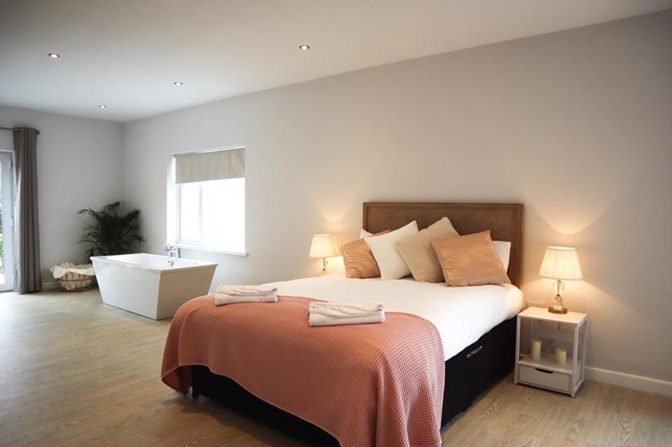 The Mount Rooms Barry Eksteriør billede